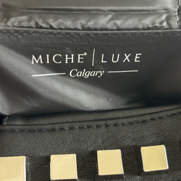 Calgary Luxe Demi Shell RARE!! - Picture 8 of 10